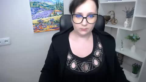Snapshot of _miranda_sun chatting on April 2026 08:15:02 AM Miranda online show from April 2026 08:15:02 AM