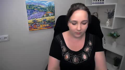Snapshot of _miranda_sun chatting on April 2026 08:28:02 AM Miranda online show from April 2026 08:28:02 AM