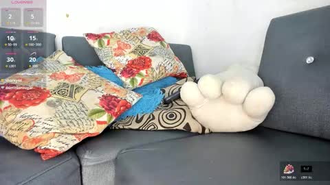 Snapshot of _mishell chatting on March 2026 08:19:01 AM Mishell online show from March 2026 08:19:01 AM