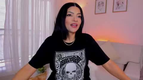 Snapshot of _miss_chanel chatting on January 2026 10:37:01 PM Miss Chanel online show from January 2026 10:37:01 PM