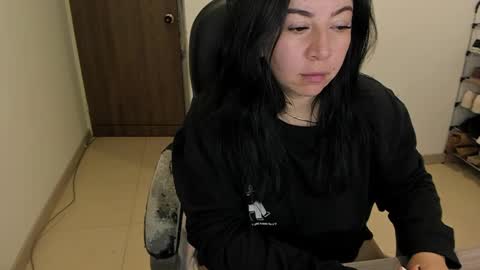 Snapshot of _miss_coco_ chatting on December 2024 08:08:02 AM _miss_coco_ online show from December 2024 08:08:02 AM