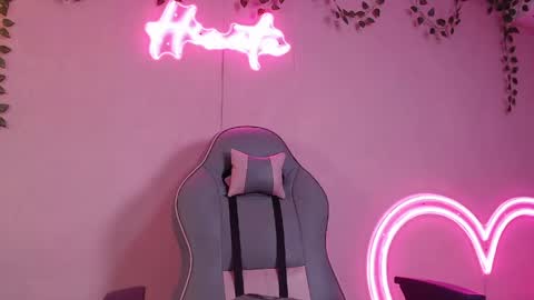 Hinata 3 online show from April 2026 01:24:01 PM