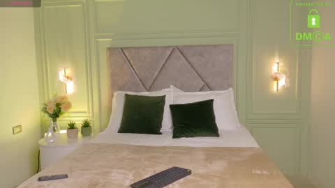 Snapshot of _miss_kimm chatting on February 2026 11:53:02 AM kimberley cruz online show from February 2026 11:53:02 AM