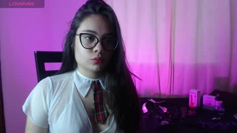 Snapshot of _moon_rosee chatting on March 2026 02:20:01 PM _moon_rosee online show from March 2026 02:20:01 PM