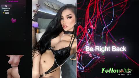 Snapshot of _morganmoore_ chatting on December 2024 08:37:02 PM MORGAN KEEP ON FOLLOWING online show from December 2024 08:37:02 PM