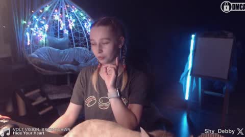 Snapshot of _mother_of_cats chatting on January 2025 06:17:01 PM Debby online show from January 2025 06:17:01 PM