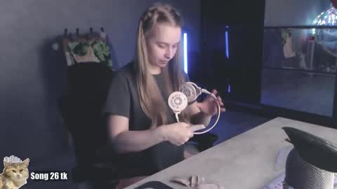 Snapshot of _mother_of_cats chatting on October 2025 07:58:02 PM Debby online show from October 2025 07:58:02 PM