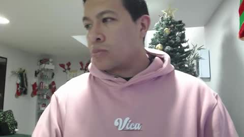 Snapshot of _mr_panda_ chatting on November 2025 11:32:01 PM Panda online show from November 2025 11:32:01 PM