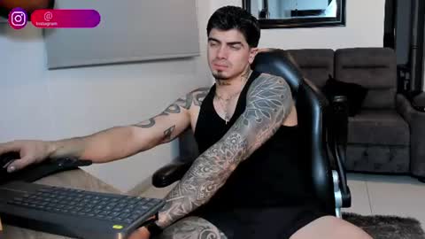 Snapshot of _mrcock_ chatting on July 2026 05:01:01 AM _mrcock_ online show from July 2026 05:01:01 AM