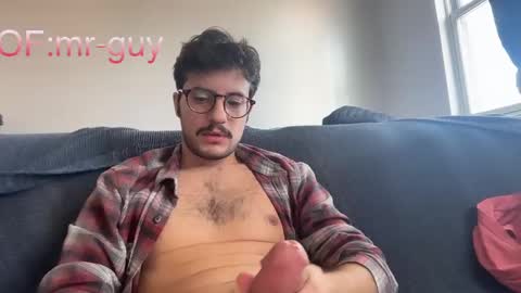 Snapshot of _mrguy_ chatting on October 2025 04:19:02 PM _mrguy_ online show from October 2025 04:19:02 PM