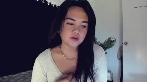 Snapshot of _mslibaylibay_ chatting on April 2026 04:15:01 AM Angel online show from April 2026 04:15:01 AM