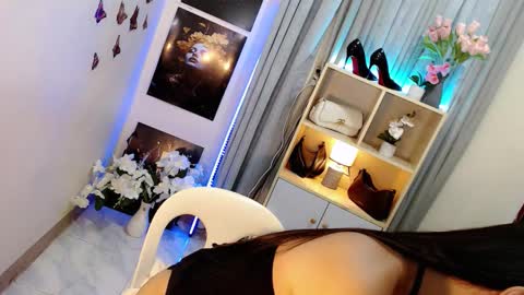 Snapshot of _mysticdoll_ chatting on November 2025 11:59:01 PM _mysticdoll_ online show from November 2025 11:59:01 PM