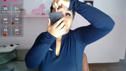 Snapshot of _nahom_ chatting on October 2025 12:55:02 AM nahomi online show from October 2025 12:55:02 AM