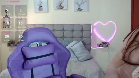 _naomi_s online show from June 2026 01:24:02 PM