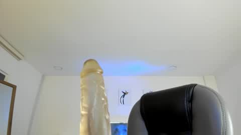 Snapshot of _natalie18_ chatting on October 2025 02:54:02 AM Natalie online show from October 2025 02:54:02 AM