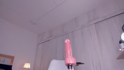 Snapshot of _natasha18_ chatting on December 2024 02:54:01 PM Natasha online show from December 2024 02:54:01 PM