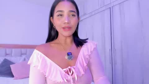 Snapshot of _natasha18_ chatting on September 2025 12:05:01 PM Natasha online show from September 2025 12:05:01 PM