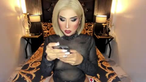 _natashacooper_ online show from June 2026 09:32:02 AM