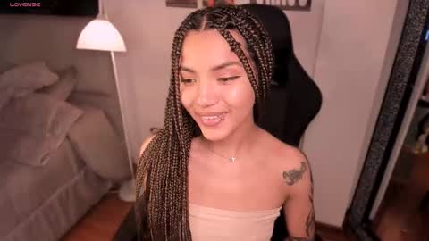 Nati - Independ model online show from October 2025 03:45:01 AM