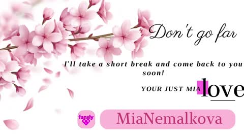 Snapshot of _nemalkovamia chatting on January 2025 05:09:01 AM Mia with a big heart online show from January 2025 05:09:01 AM
