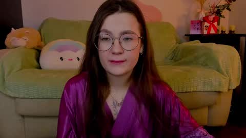 Snapshot of _nemalkovamia chatting on March 2025 03:35:02 AM Mia with a big heart online show from March 2025 03:35:02 AM