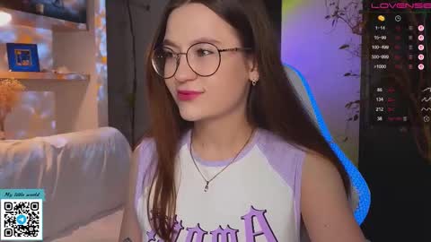 Snapshot of _nemalkovamia chatting on November 2025 02:00:02 AM Mia with a big heart online show from November 2025 02:00:02 AM