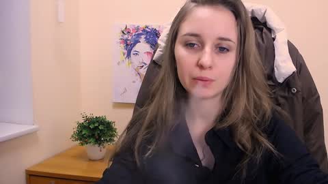 Nica online show from January 2025 12:29:02 PM