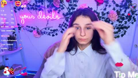 Snapshot of _nika_kik chatting on January 2025 04:40:01 PM Nika online show from January 2025 04:40:01 PM