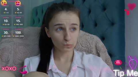 Snapshot of _nika_kik chatting on January 2025 01:42:02 PM Nika online show from January 2025 01:42:02 PM