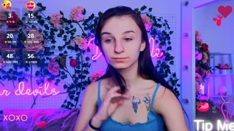 Snapshot of _nika_kik chatting on January 2025 11:56:02 AM Nika online show from January 2025 11:56:02 AM