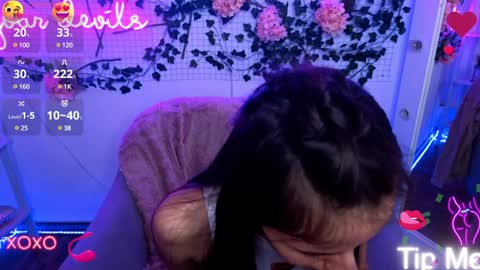 Snapshot of _nika_kik chatting on January 2025 06:02:01 PM Nika online show from January 2025 06:02:01 PM