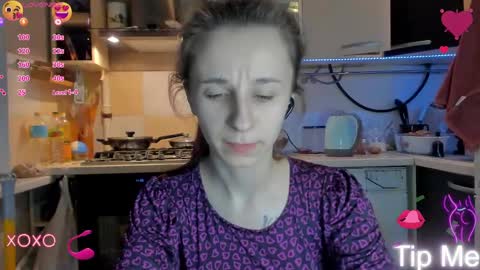 Snapshot of _nika_kik chatting on March 2025 09:11:02 PM Nika online show from March 2025 09:11:02 PM