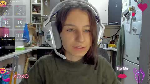 Snapshot of _nika_kik chatting on September 2025 03:38:01 PM Nika online show from September 2025 03:38:01 PM