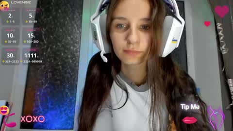 Snapshot of _nika_kik chatting on October 2025 04:07:01 PM Nika online show from October 2025 04:07:01 PM