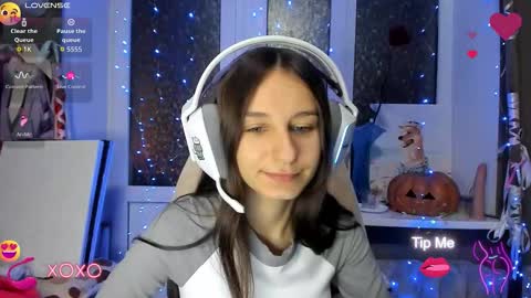 Snapshot of _nika_kik chatting on October 2025 06:31:02 PM Nika online show from October 2025 06:31:02 PM