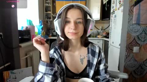 Nika online show from April 2026 12:14:02 PM