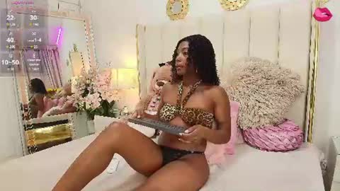  ninafox online show from June 2026 08:22:02 PM