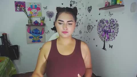 Nina  online show from October 2025 02:06:01 PM