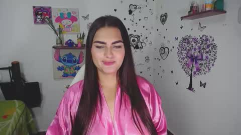 Nina  online show from October 2025 11:34:02 AM