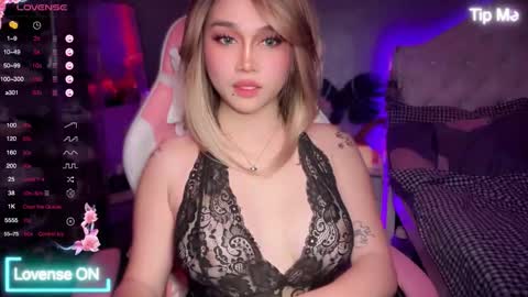 Snapshot of _nippleticklexxx chatting on September 2025 05:13:01 PM Lily online show from September 2025 05:13:01 PM