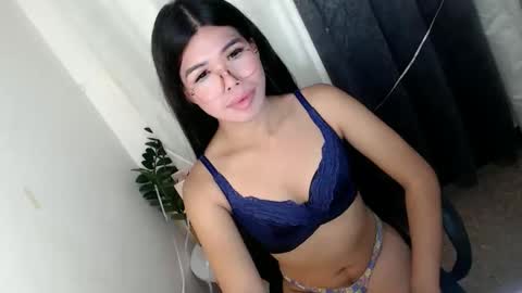 _odette22 online show from June 2026 05:42:01 AM