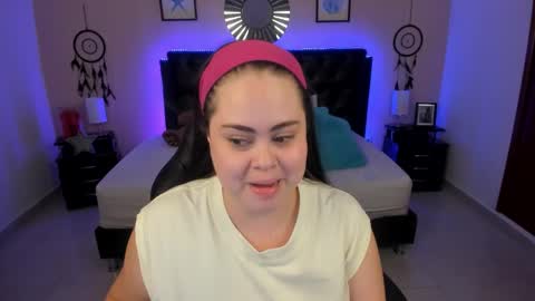 Snapshot of _oliviajoness chatting on March 2026 12:22:01 PM Olivia jones online show from March 2026 12:22:01 PM