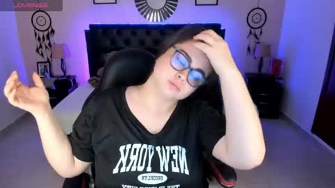 Olivia jones online show from July 2026 12:22:02 PM