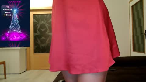 Snapshot of _olya chatting on December 2025 12:59:02 AM Olya online show from December 2025 12:59:02 AM