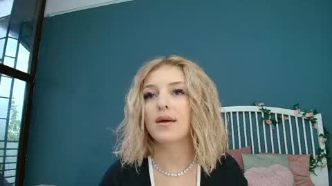 Alisa online show from May 2026 04:06:02 AM