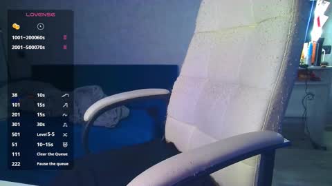 Ilona online show from December 2025 08:41:02 AM