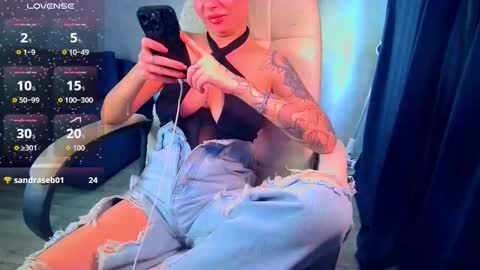 Snapshot of _pink__rabbit_ chatting on February 2026 07:21:02 AM Ilona online show from February 2026 07:21:02 AM