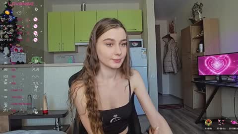 Snapshot of _pinkypie__ chatting on January 2025 10:34:02 AM Lili online show from January 2025 10:34:02 AM