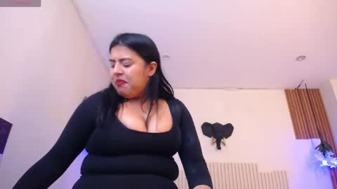 Laura online show from May 2026 05:07:01 PM