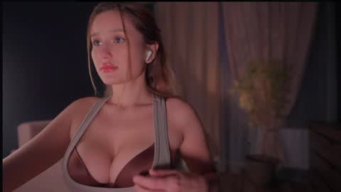 Snapshot of _protea chatting on November 2025 03:56:01 AM Eva online show from November 2025 03:56:01 AM